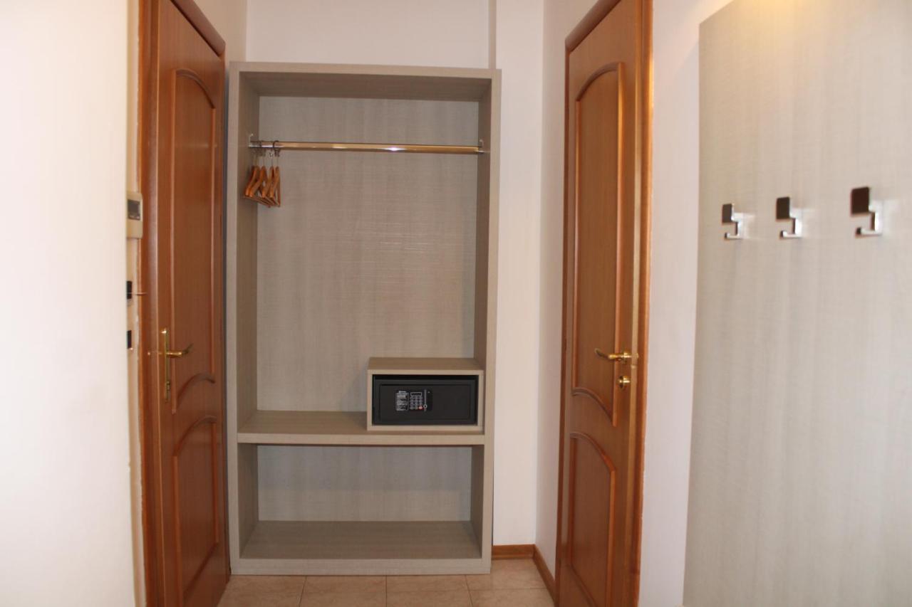 Double or Twin Room Balcony
