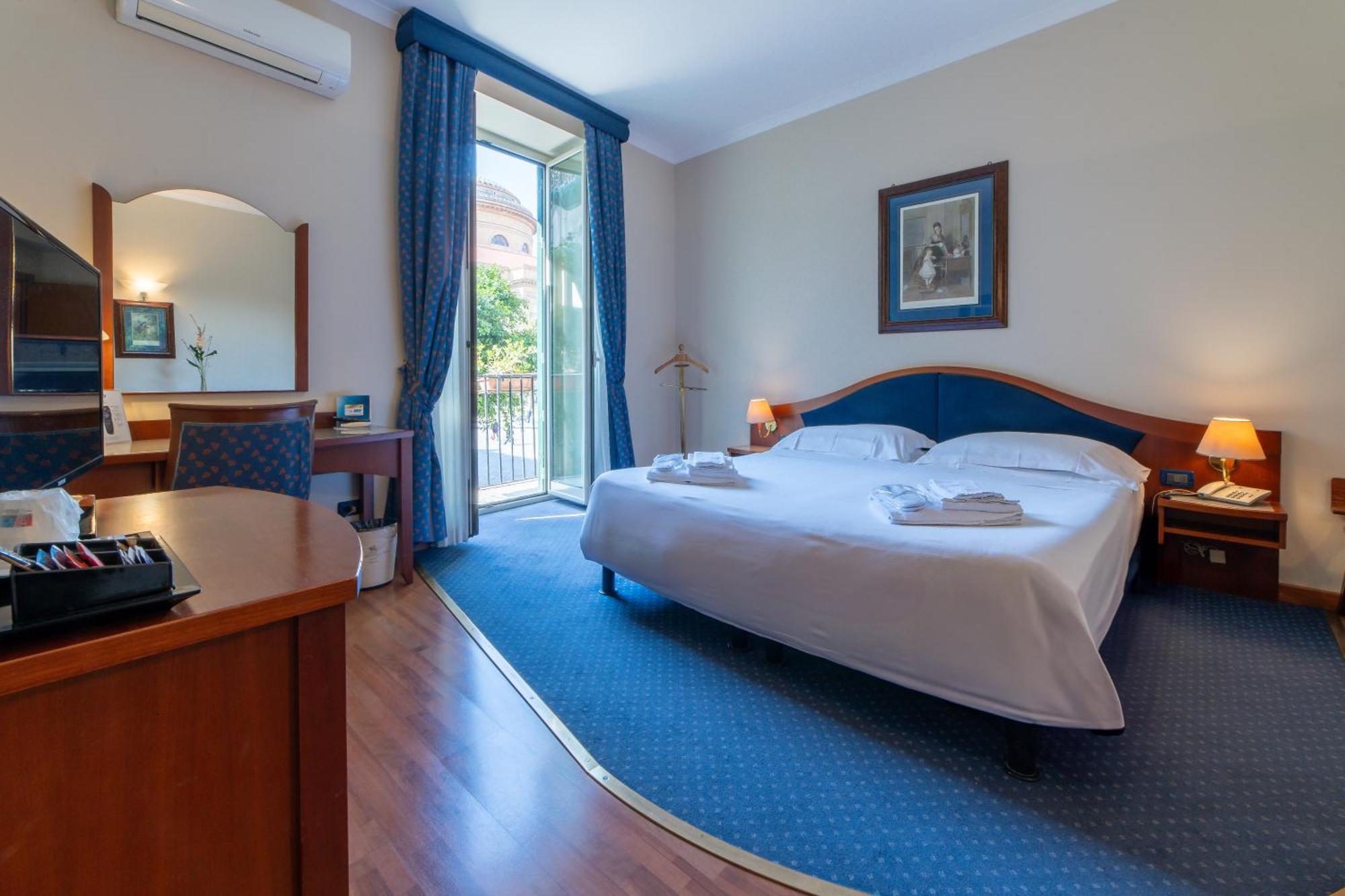 Superior Triple Room Balcony