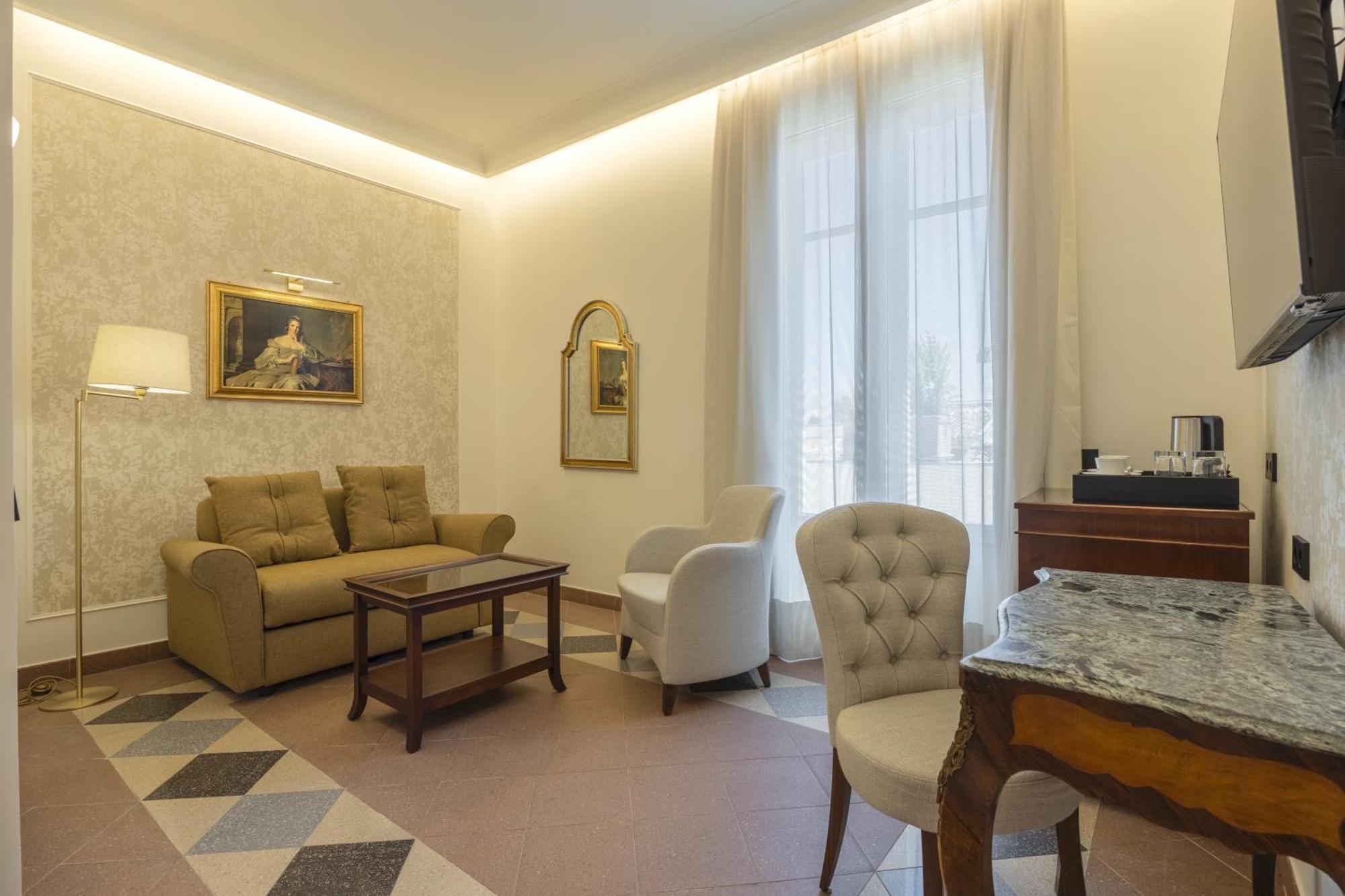 Family Room Terrace